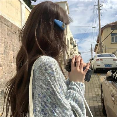 怪物少女妮莫娜
